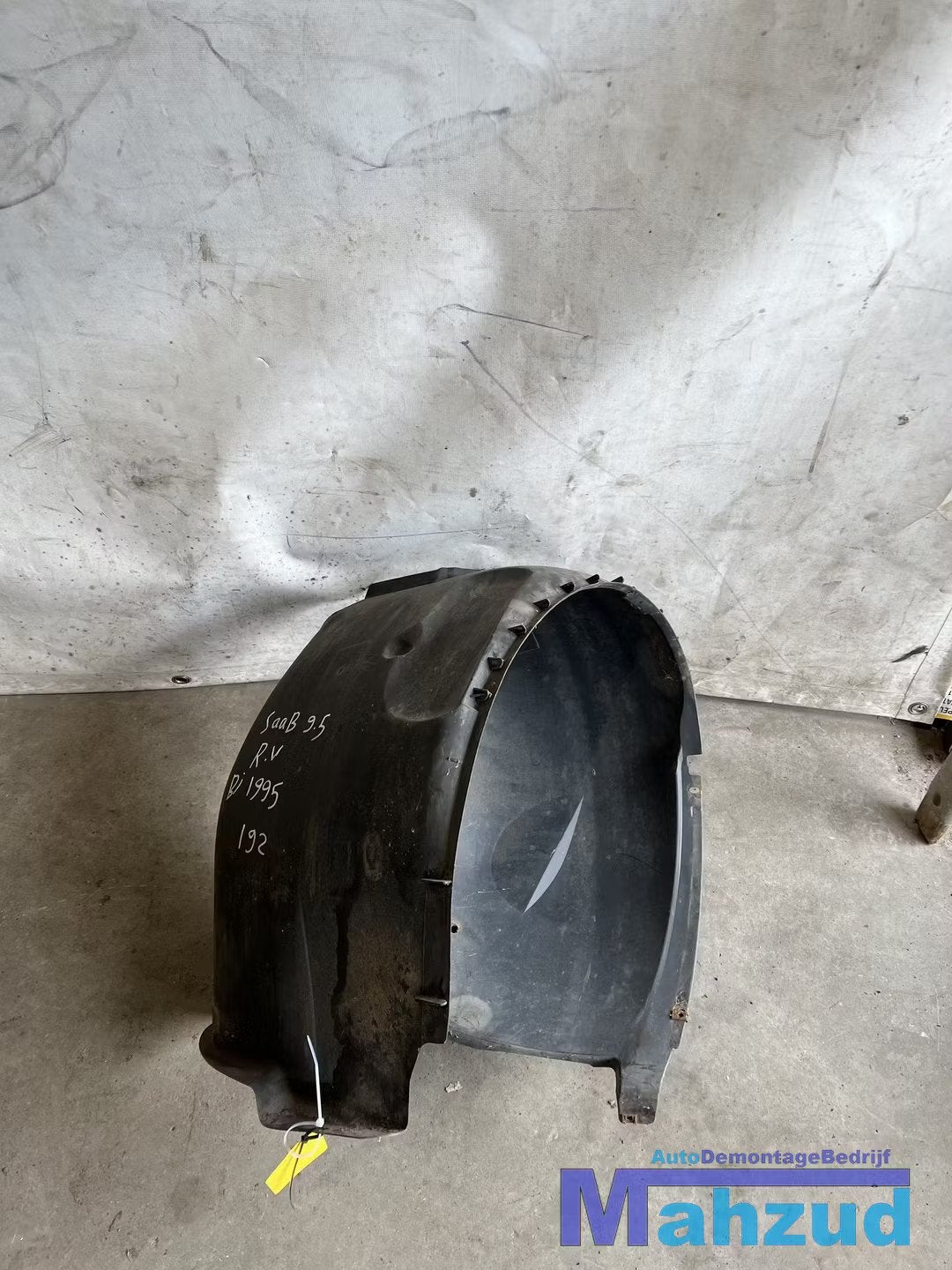 SAAB 9-5 rechts voor modderkuip 1998-2009, Saab Automobile AB (defunct), Saabvagen 1
461 80  Trollhattan, SE, Utilisé, Avant