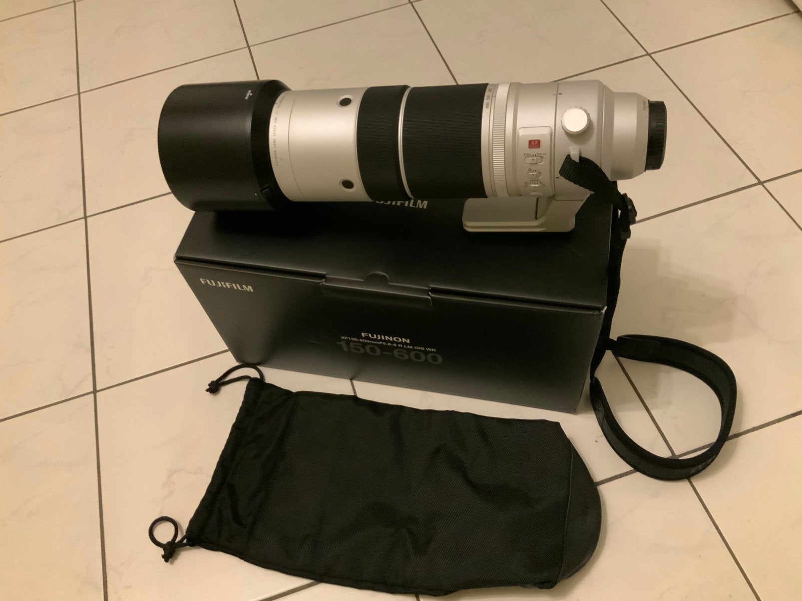 Fujifilm XF150-600mm f 5.6-8 RLM ois WR, Audio, Tv en Foto, Ophalen, Zo goed als nieuw, Fujifilm