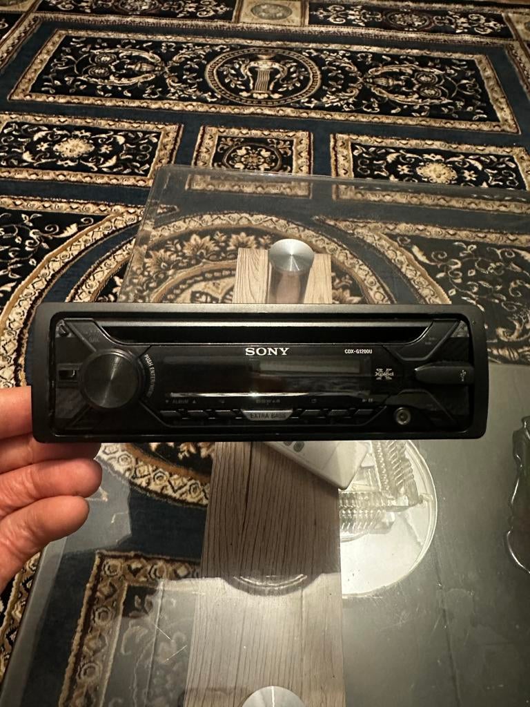 Sony autoradio CDX-G1200U - CD/MP3/USB, Ophalen, Zo goed als nieuw