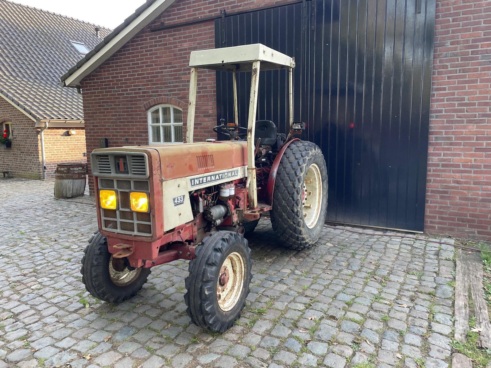 Te koop: International IHC 433 smalspoor, Articles professionnels, Enlèvement, Oldtimer/Ancêtre, Jusqu'à 80 ch, Case IH