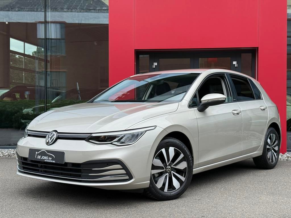 Volkswagen Golf eTSI 2023 Sfeer/Apple/Camera/Acc/Line/DAB, Auto's, Volkswagen, 4 deurs, Stof, Bedrijf, Golf