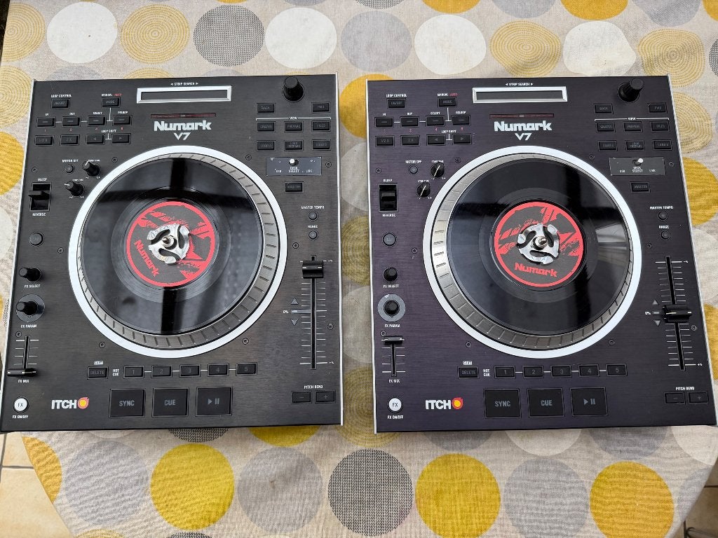 Numark V7, Enlèvement ou Envoi, Comme neuf, DJ-Set, Numark