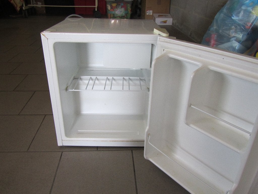 Petit frigo, Avec compartiment congélateur, Moins de 45 cm, Enlèvement, Utilisé