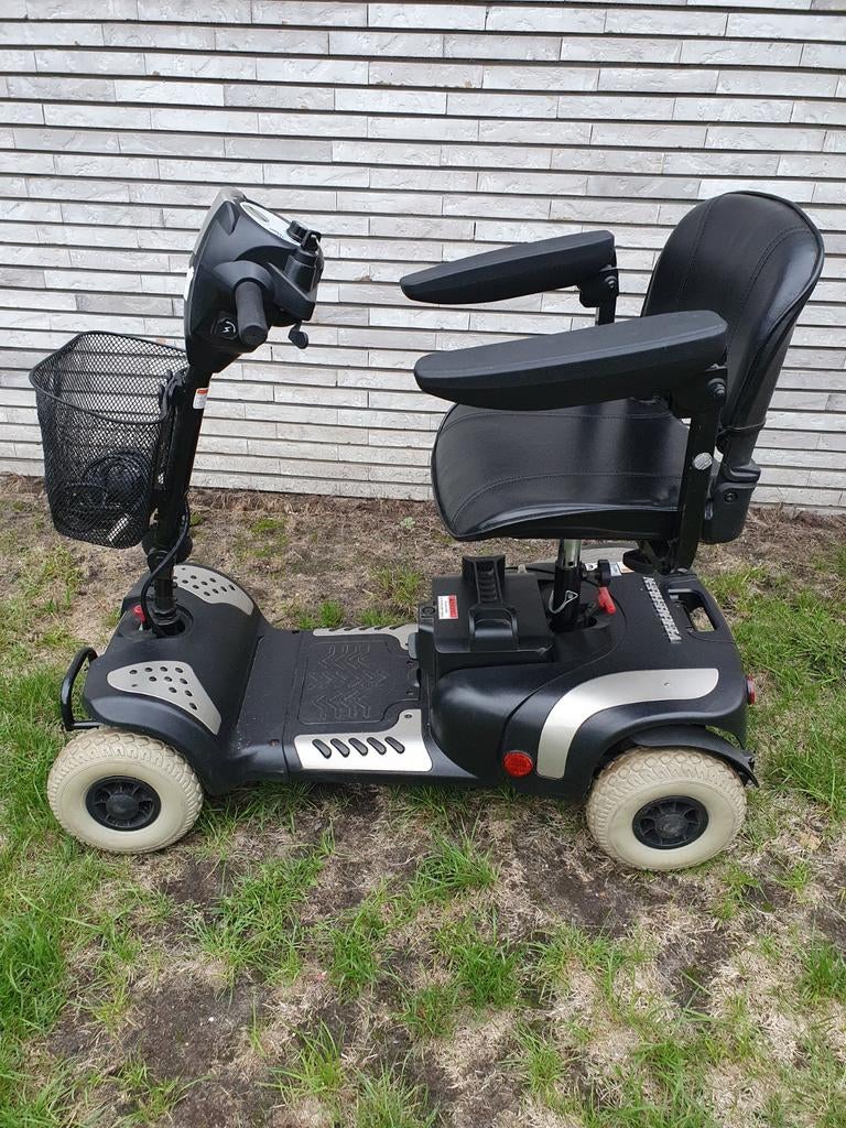 Vermeiren venus 4 sport scootmobiel
MET  GOEDE ACCU'S, Ophalen
