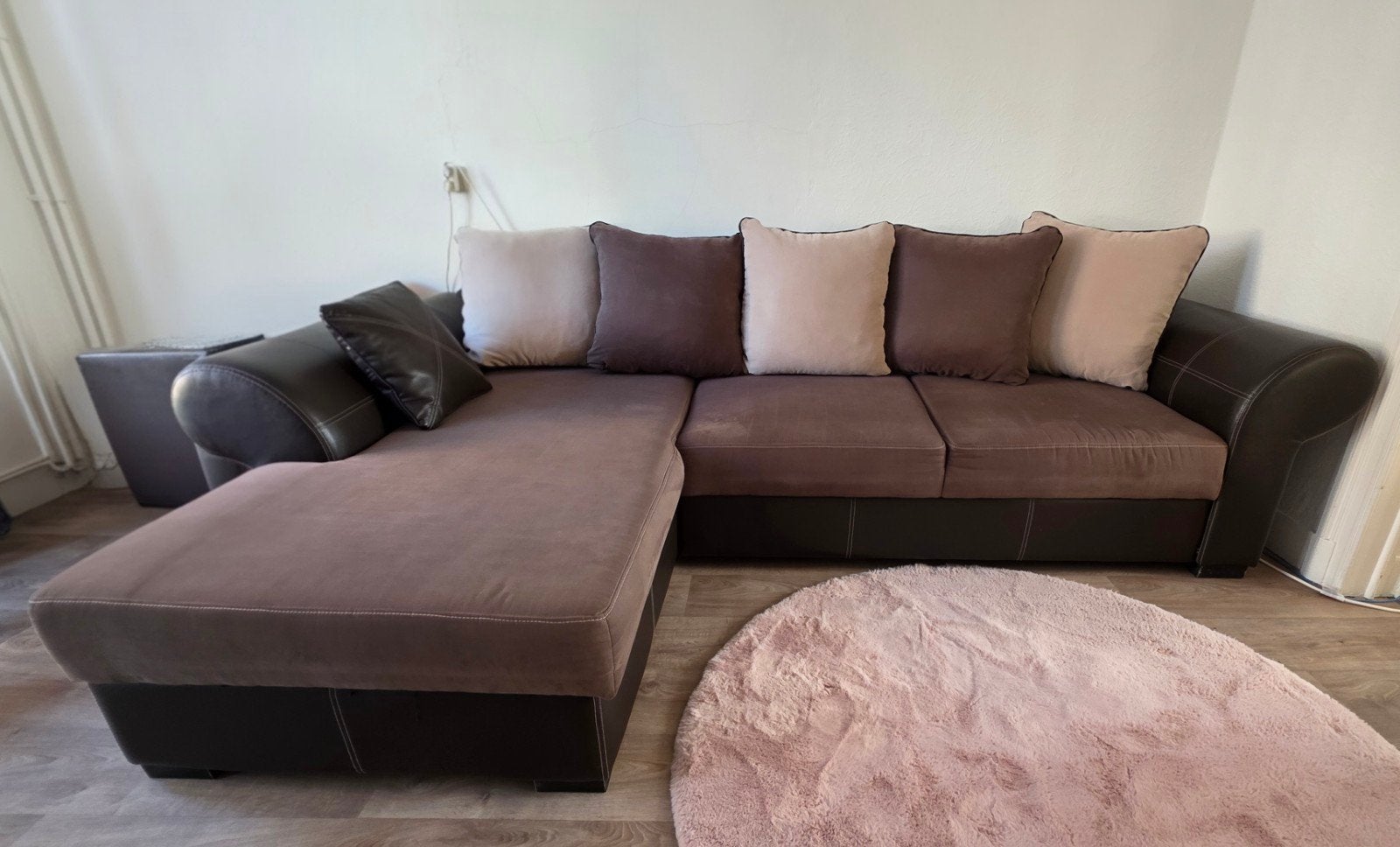 Slaapbank met opbergruimte en kussens, Ophalen, Gebruikt, Bruin, 80 cm