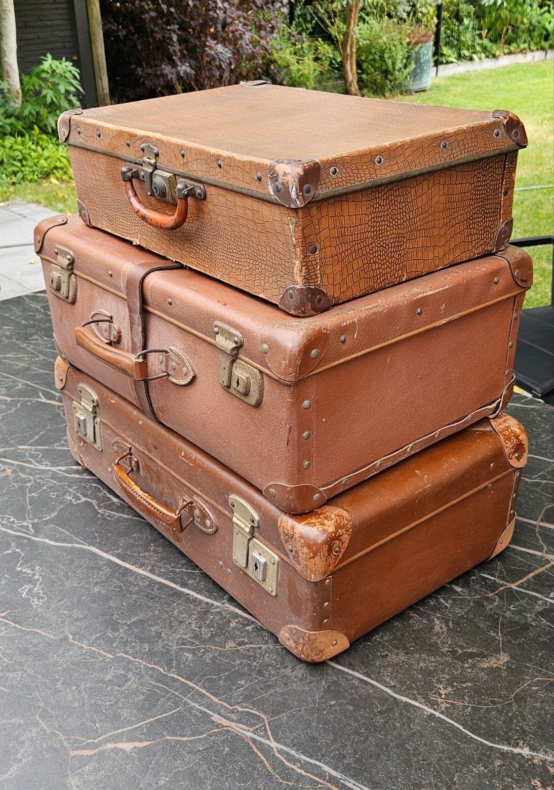Set vintage koffers, Ophalen