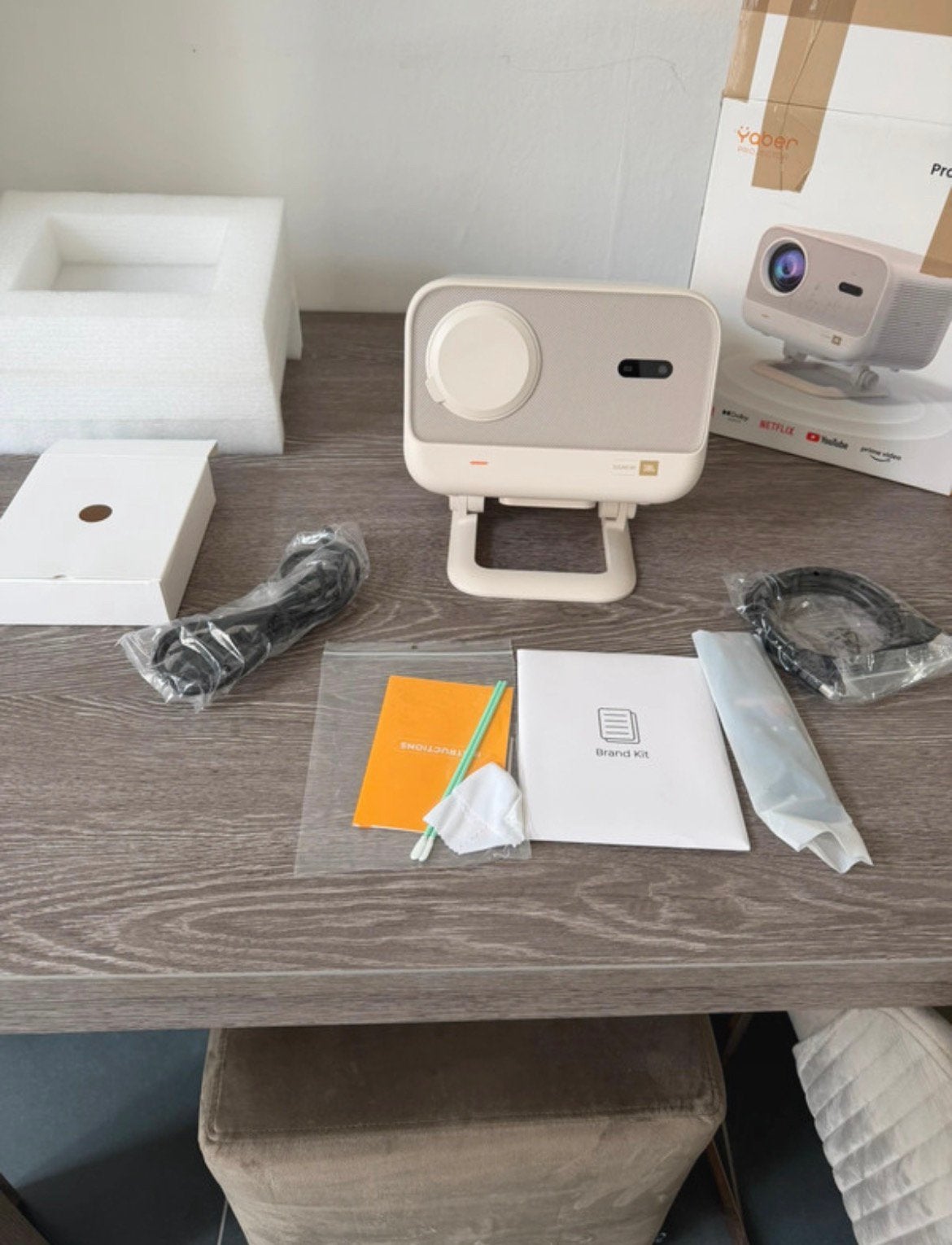 Yaber Projector L2 Plus - Smart Portable Projector, TV, Hi-fi & Vidéo, Ensembles home-cinéma, Enlèvement ou Envoi, Comme neuf