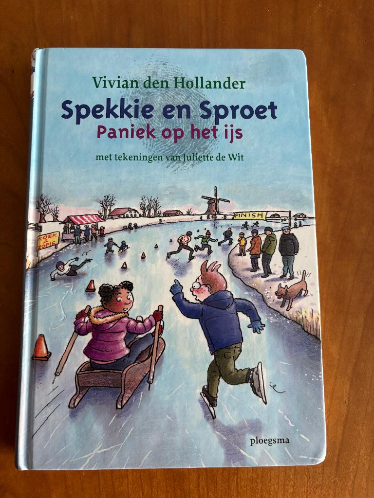 AVI 7 / avi E5 M6 Spekkie en Sproet Paniek op het ijs, Boeken, Ophalen of Verzenden, Zo goed als nieuw, Vivian den Hollander