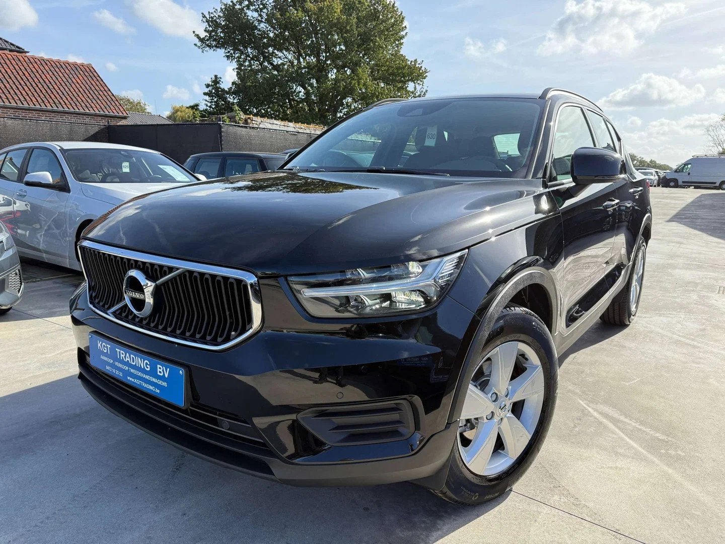 Volvo XC40 1.5 T2 129PK GEARTRONIC AUTOMAAT NAVIGATIE CAMERA, Auto's, Automaat, Stof, Gebruikt, Zwart