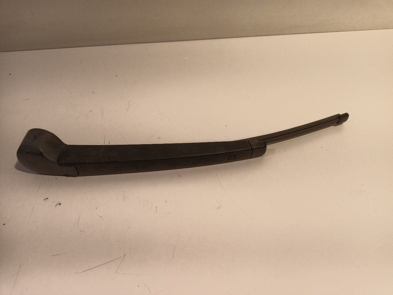 Ruitenwisserarm achterruit Volkswagen Polo, Auto-onderdelen, Onderdelen@venauto.nl, Van der Ven Autorecycling B.V., Gebruikt, Ettenseweg 76, 4706 PB Roosendaal, The Netherlands