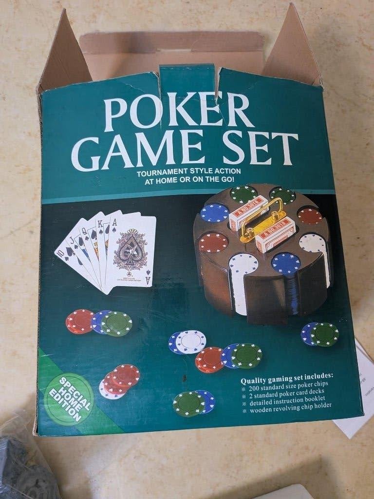 Poker Game Set, Trois ou quatre joueurs, Enlèvement ou Envoi, Comme neuf, Andere
