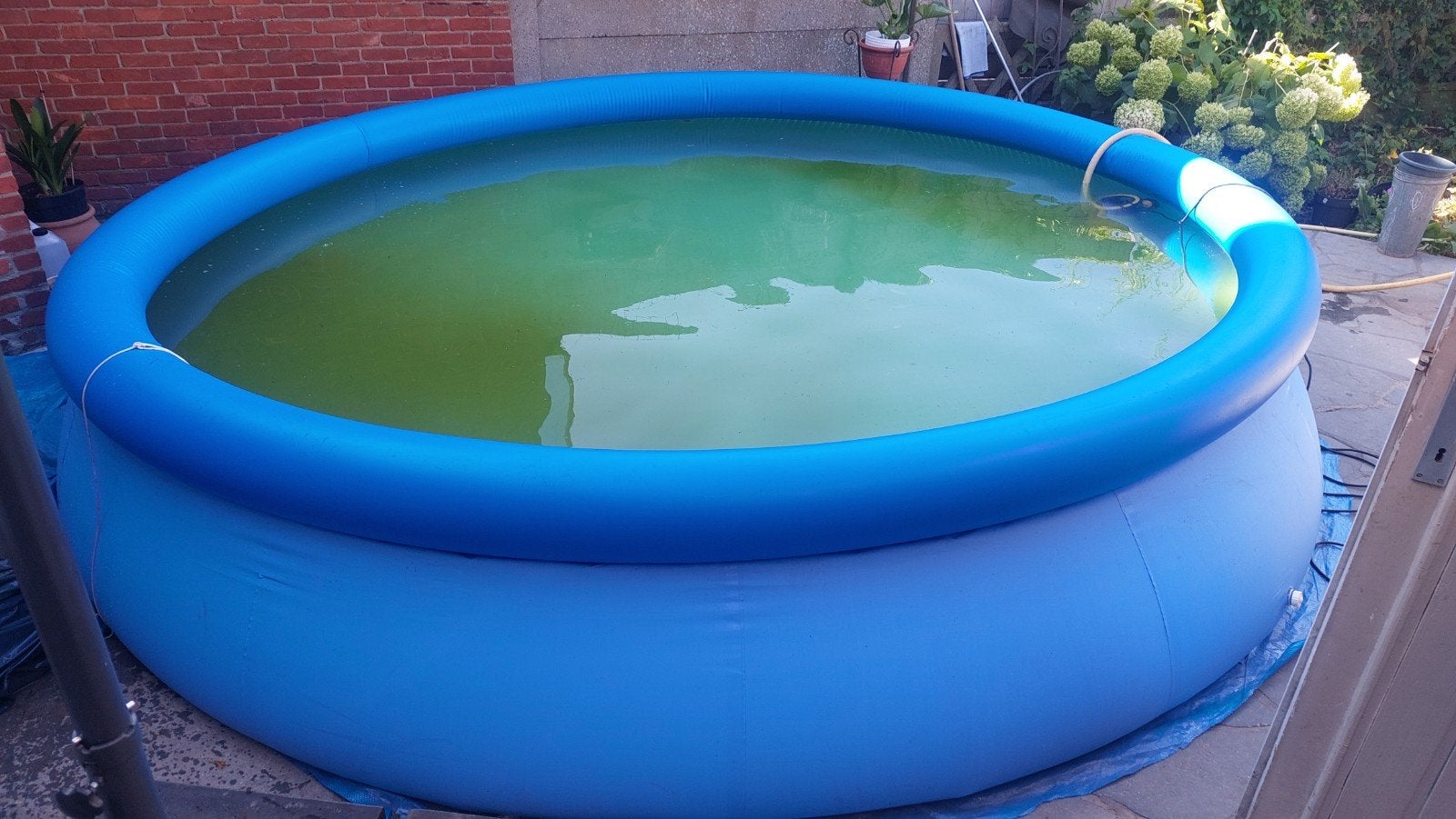 Intex zwembad 5600liter, Ophalen