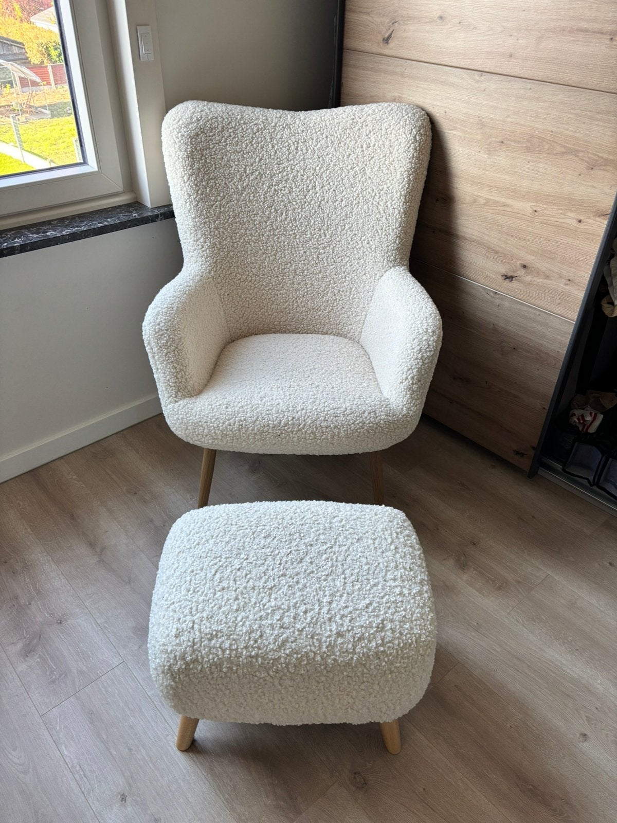 Fauteuil + poef van JYSK, Ophalen, Zo goed als nieuw