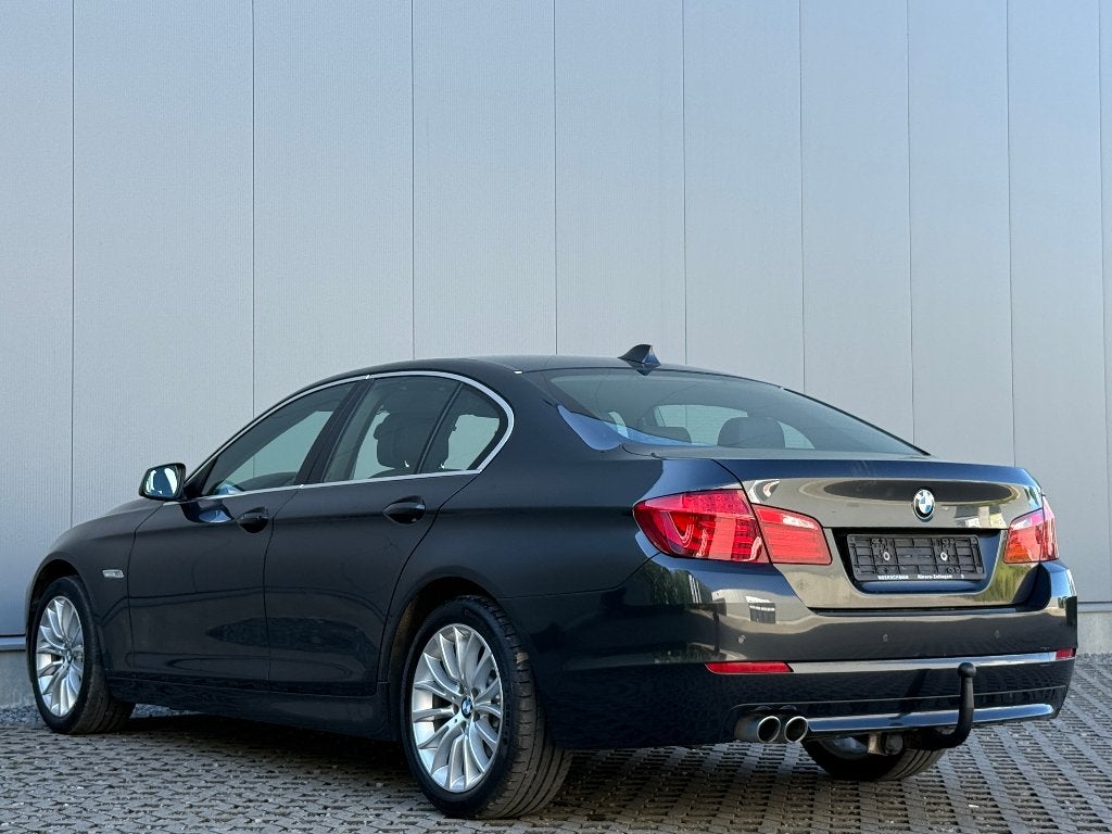 BMW 520dA Xenon Cruise ParkSensor Navi DigAirco Euro5, Auto's, BMW, Automaat, Euro 5, Achterwielaandrijving, 1995 cc