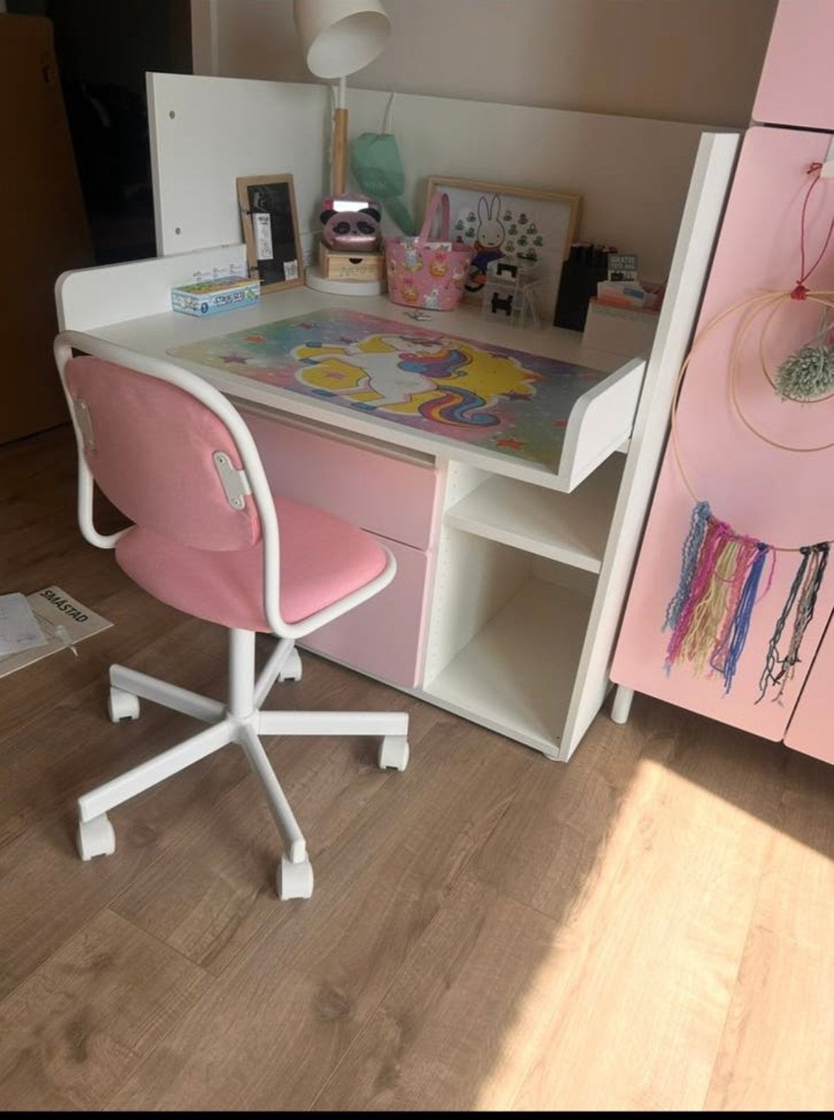 Kinderbureau Smastad/Platsa, Maison & Meubles, Bureaux, Comme neuf, Bureau enfant, IKEA, Enlèvement