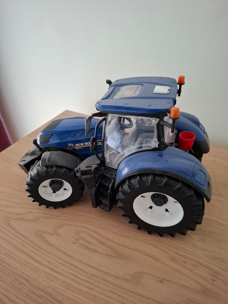 Tracteur Bruder New Holland T7.315, Enlèvement