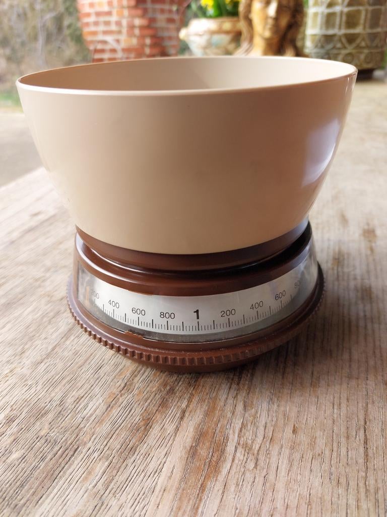 Keukenweegschaaltje tot 2kg/compact, Ophalen of Verzenden