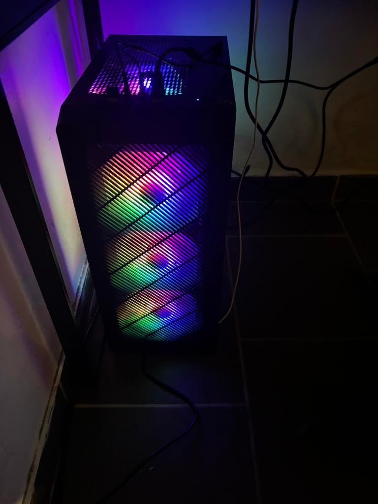 Gaming pc, Computers en Software, Desktop Pc's, Ophalen of Verzenden, Zo goed als nieuw, Gaming