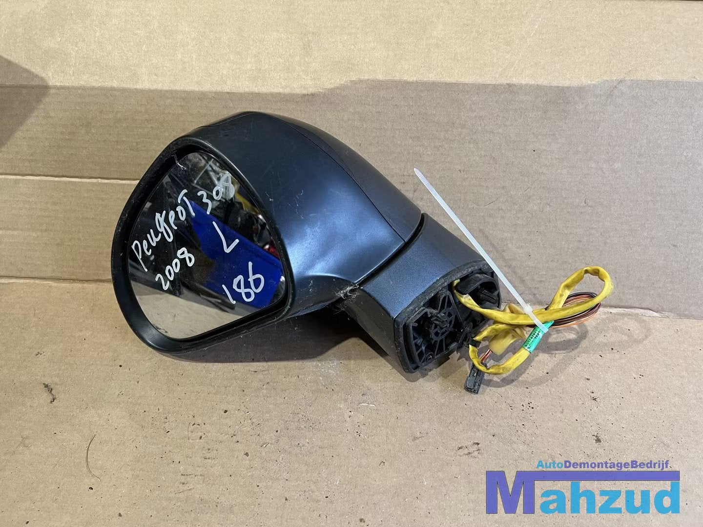 PEUGEOT 308 LINKS KPT GRIJS spiegel left mirror 2007-2013, Auto-onderdelen, Taurusavenue 1
2132 LS  Hoofddorp, NL, Gebruikt, Contact.group@renault.com