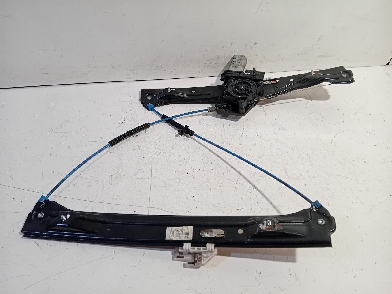 Raammechaniek elektrisch links voor BMW 3 serie, BMW, Onderdelen@venauto.nl, Van der Ven Autorecycling B.V., Ettenseweg 76, 4706 PB Roosendaal, The Netherlands