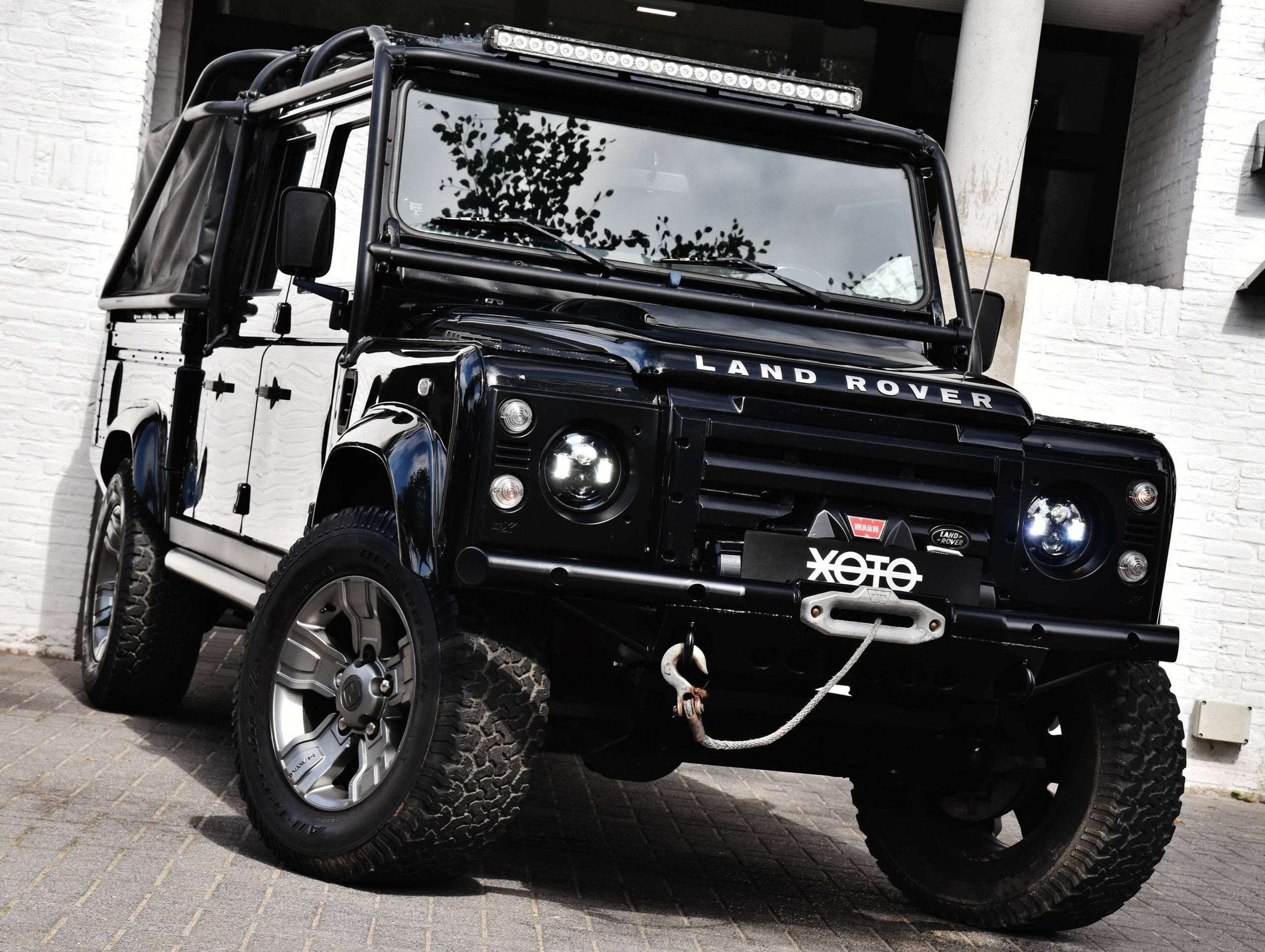 Land Rover Defender 130 DCPU CREW CAB * RECARO SEATS / WINCH, 90 kW, 122 pk, Gebruikt, Zwart
