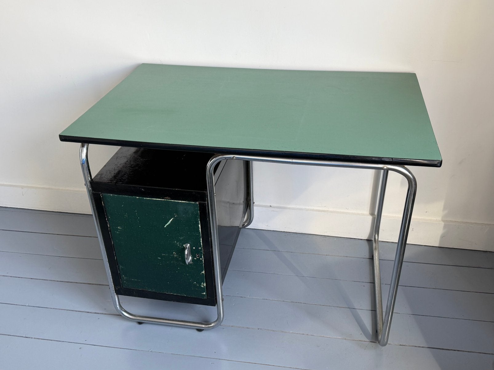 Groene vintage bureau Torck, Ophalen, Opbergruimte, Groen, Gebruikt