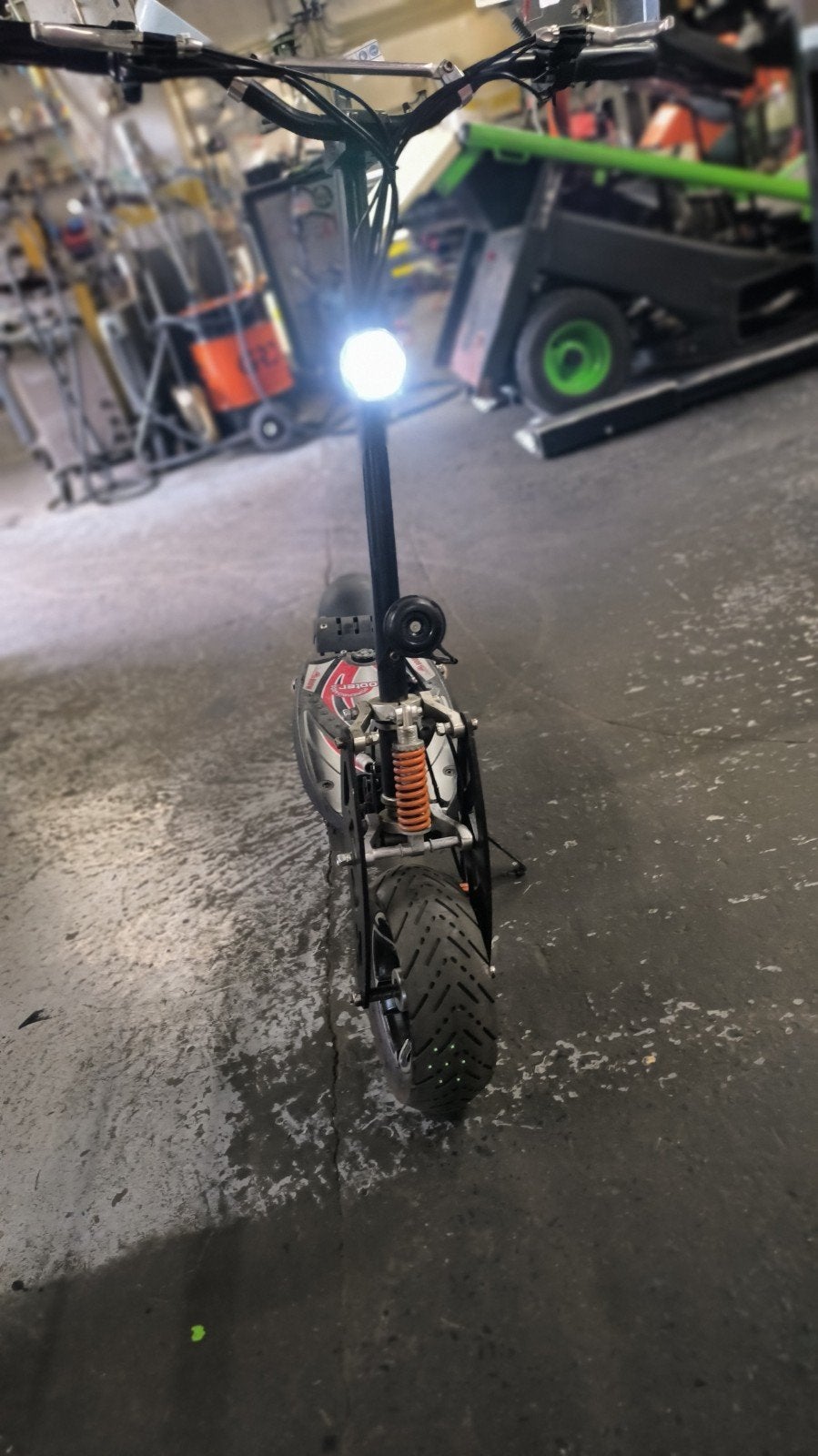 Trottinette électrique, Comme neuf