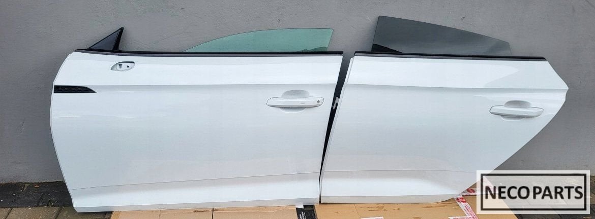 AUDI A5 S5 RS5 PORTIER DEUR ALLES LEVERBAAR, Gebruikt, -, -, Spatbord