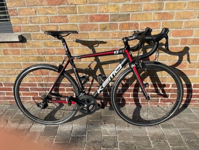 Carbon koersfiets KEMO KE-R1 – zeer goed onderhouden, Fietsen en Brommers, 28 inch, Gebruikt, Carbon, Meer dan 20 versnellingen