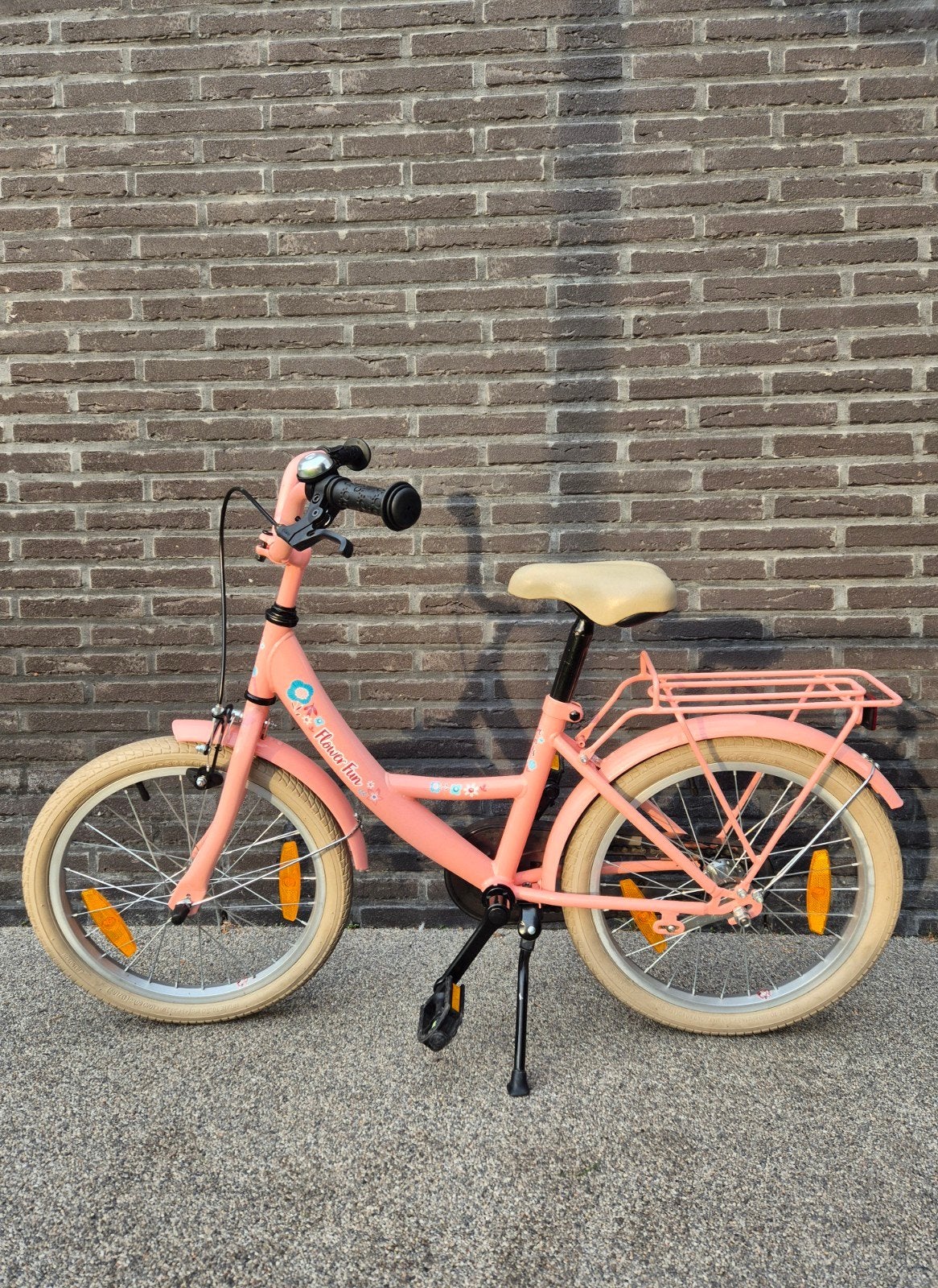 Bikefun Flower Fun roze meisjesfiets 18 inch - zeer mooie st, Fietsen en Brommers, Ophalen, Terugtraprem, Zo goed als nieuw, BikeFun Kids (BFK)
