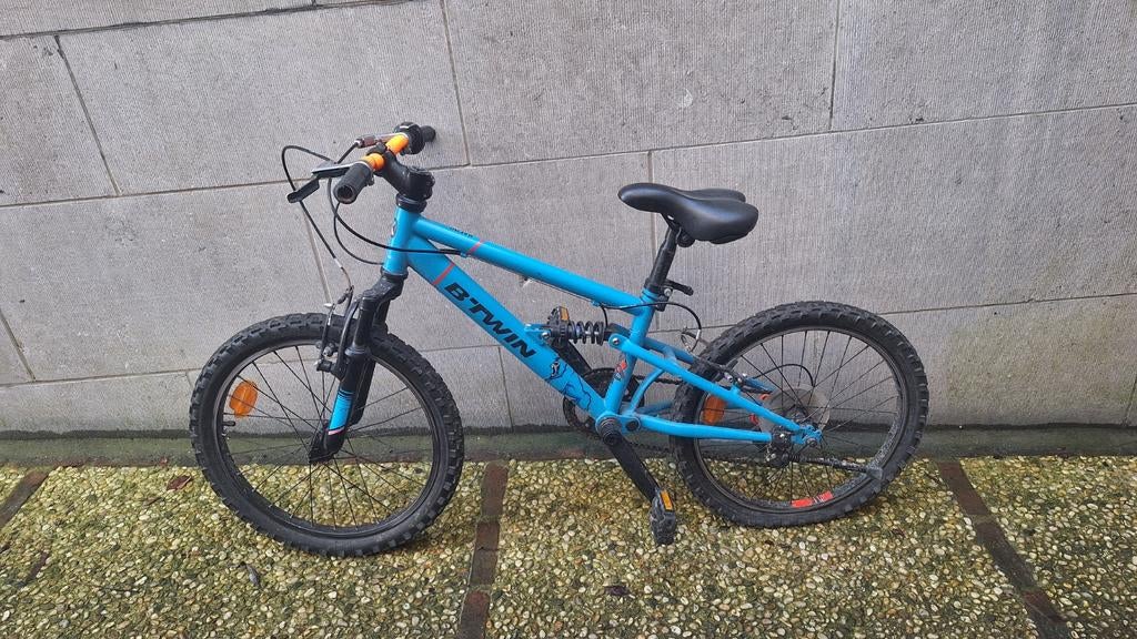 Velo enfants, Enlèvement