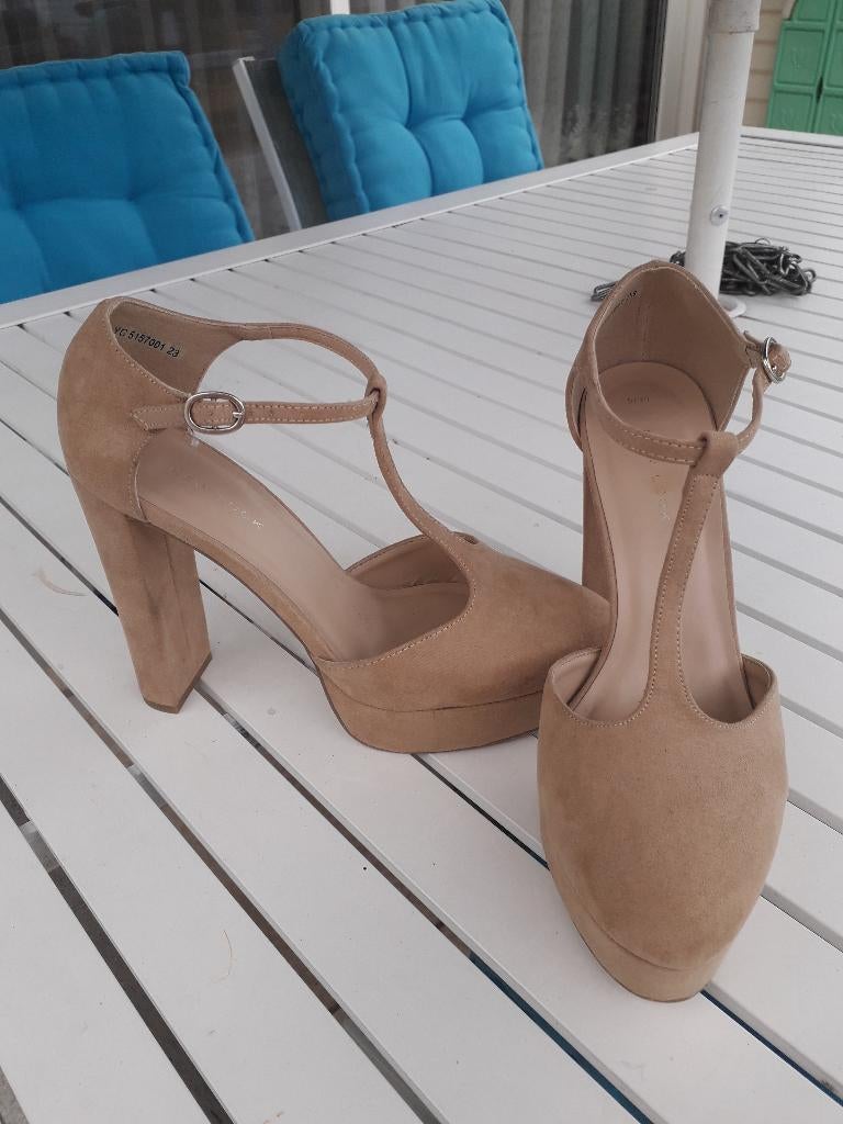 schoenen, Verzenden, Beige, Nieuw, Schoenen met hoge hakken
