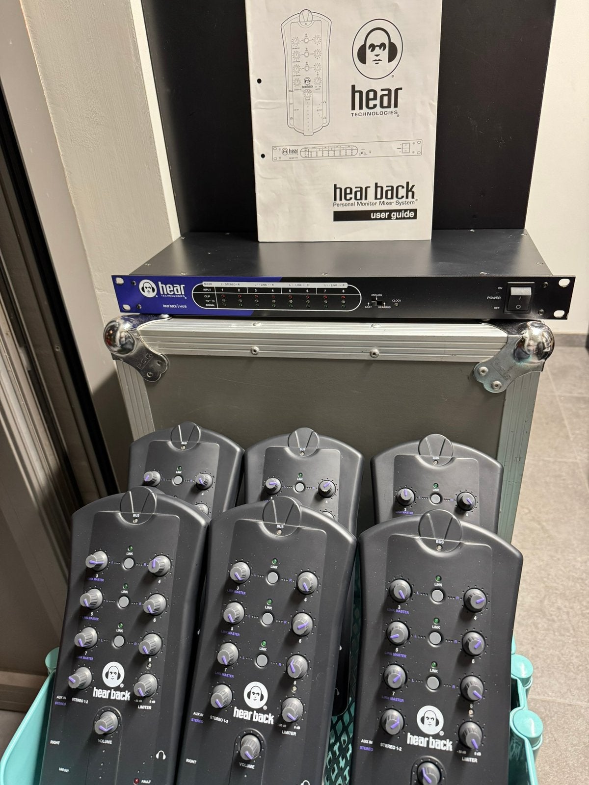 Hearback Hub met 6 Personal Monitor Mixers (mint condition), Muziek en Instrumenten, Ophalen, Zo goed als nieuw