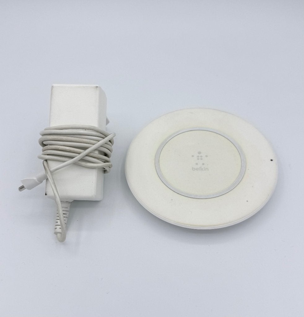 Belkin Boost Up / Draadloos laadstation voor iPhone / F7U027, Télécoms, Téléphonie mobile | Chargeurs pour téléphone, Enlèvement ou Envoi