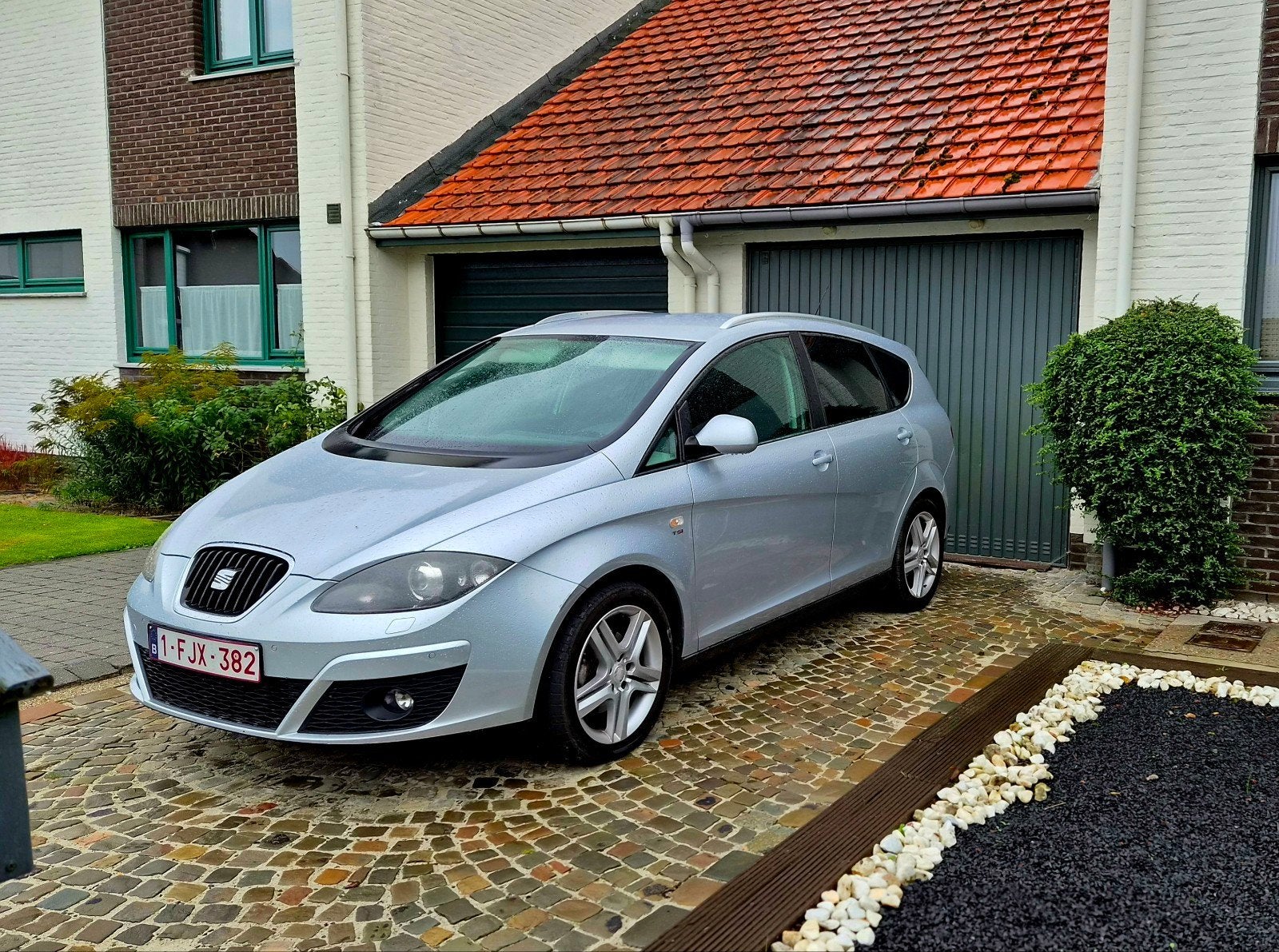 mooie seat altea xl, Autos, Argent ou Gris, Achat, Carnet d'entretien, 5 portes