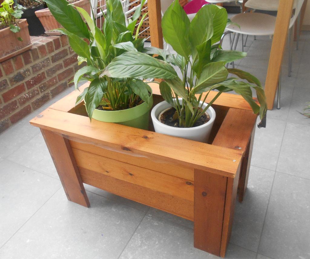 GRANDE JARDINIERE EN BOIS, Jardin & Terrasse, Comme neuf, 30 à 60 cm, Enlèvement, Intérieur