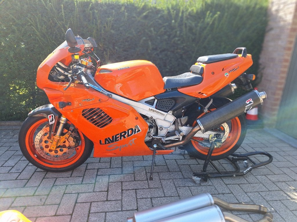 Laverda 750 Sport, Motoren, Motoren | Oldtimers, 750 cc, 2 cilinders, Motorrijbewijs A, Gebruikt