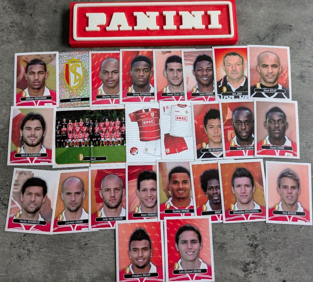 Panini FOOTBALL 2013 26 STICKERS STANDARD CL VOETBAL, Verzenden, Nieuw