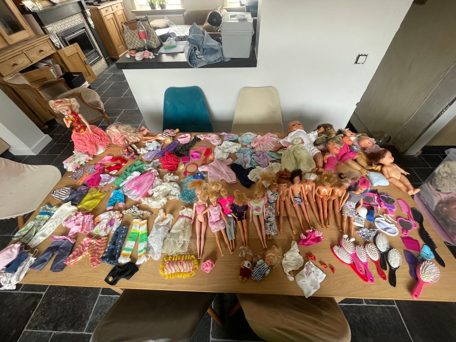 Lot poppen en barbiepoppen vintage plus kleertjes, Ophalen of Verzenden, Gebruikt, Pop