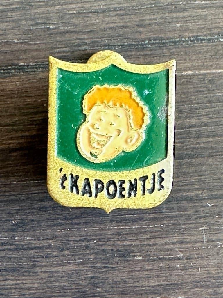 Speldje van de Kapoentjes-club, Ophalen of Verzenden, Overige figuren, Gebruikt, Overige typen