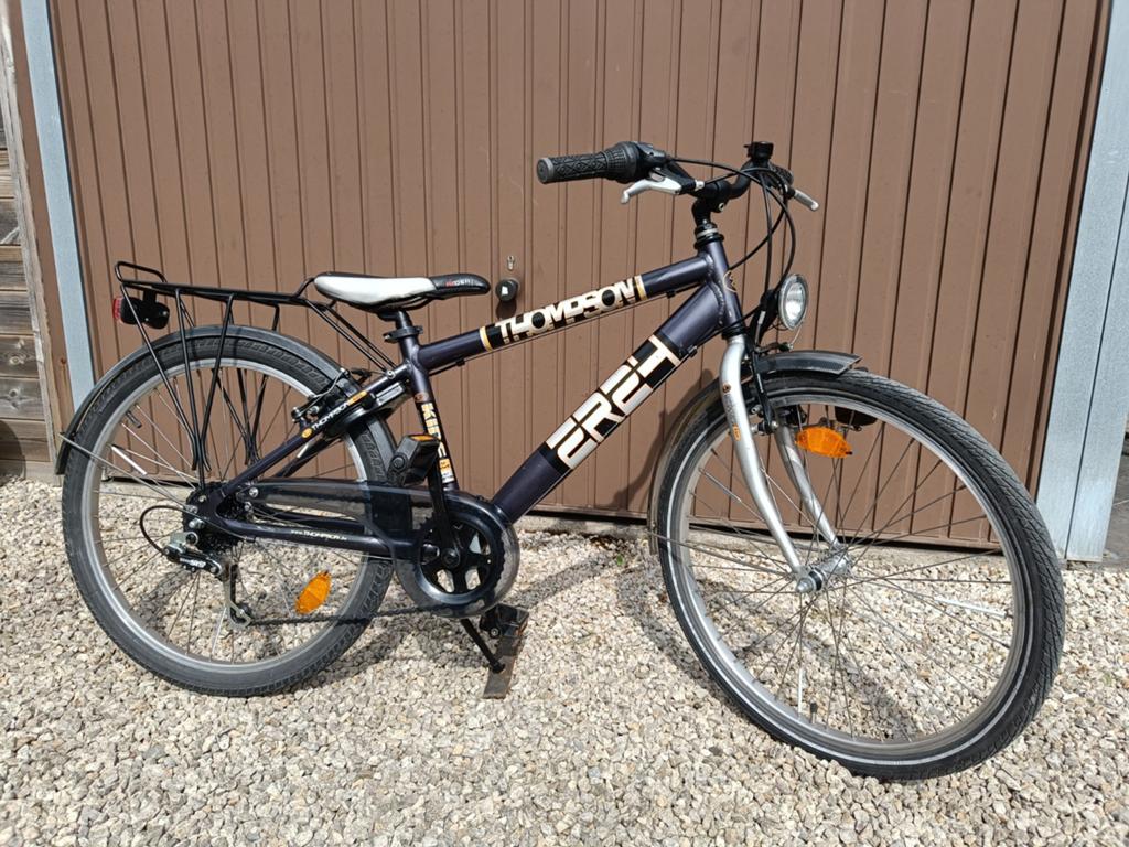 24 inch Thompson met 6 versnellingen en werkende verlichting, Fietsen en Brommers, Fietsen | Jongens, Ophalen, 24 inch, Versnellingen