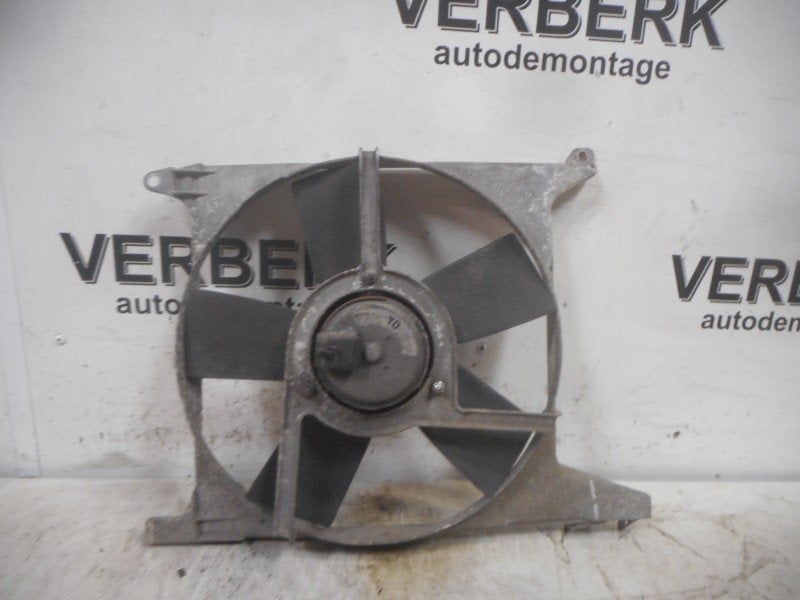 KOELVENTILATOR Opel Astra F Caravan (51 / 52) (90413986YD), Robert Bosch AG, Gebruikt, Opel, Robert-Bosch-Allee 1
74232  Abstatt, DE