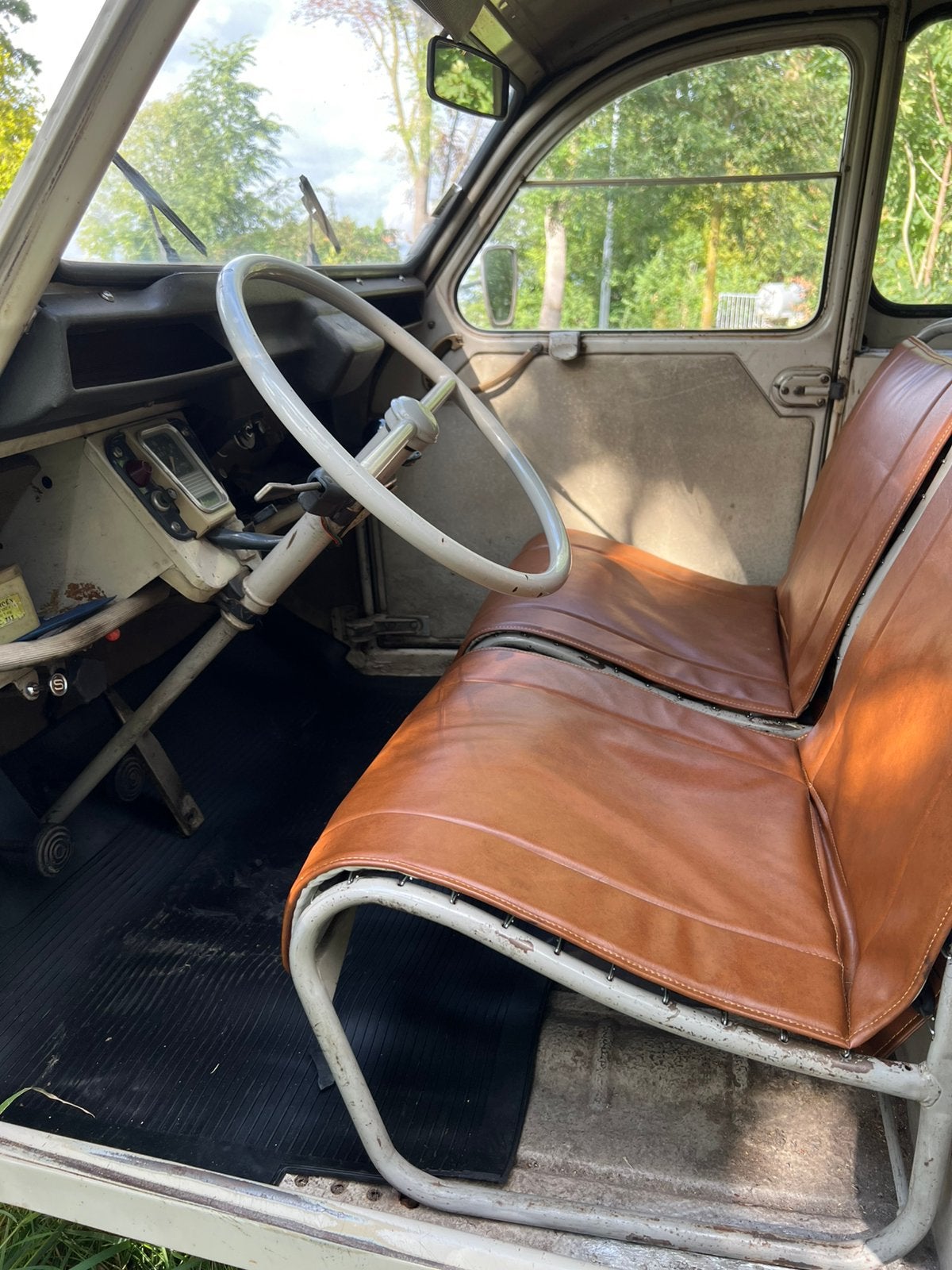 Citroën Azu 250 besteleend, absoluut geheel origineel, foto 2