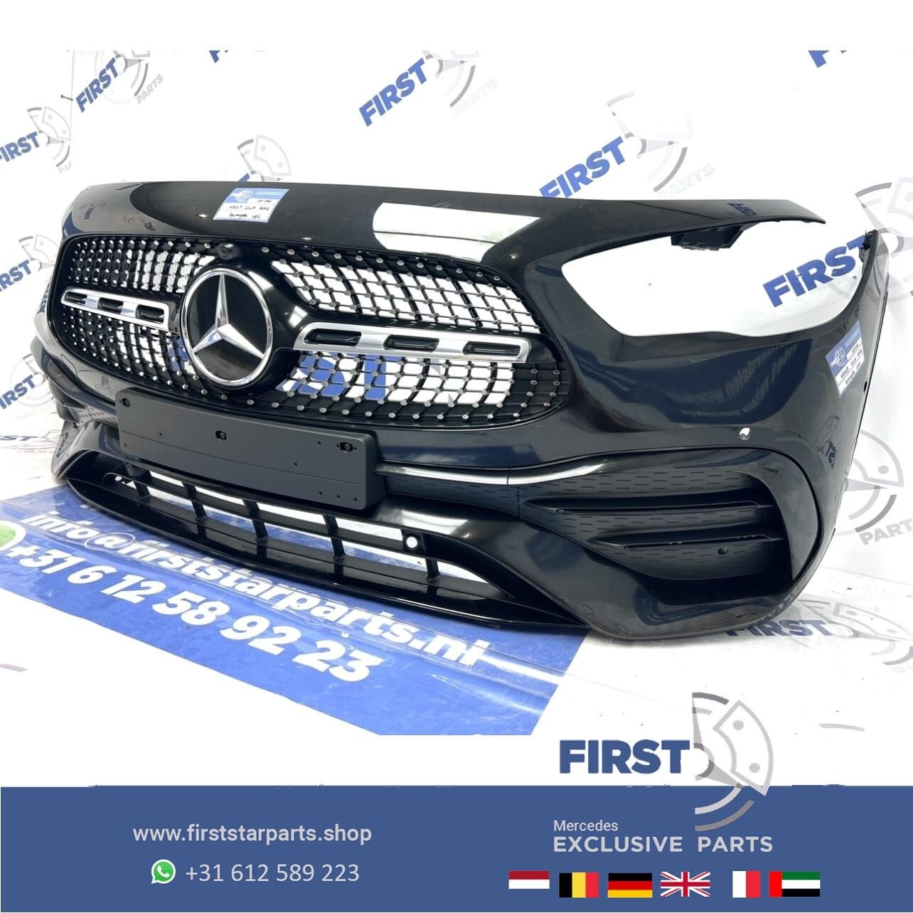 (W247) H247 GLA AMG LINE VOORBUMPER A2478804606 ZWART WIT GR, Gebruikt, -, Voor, Ophalen of Verzenden