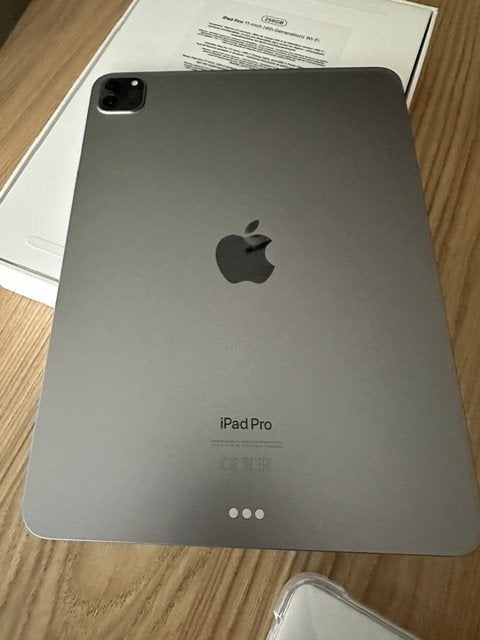 iPad Pro 11-inch (4e generatie), Computers en Software, Apple iPads, Ophalen, 11 inch, Zo goed als nieuw, Apple iPad Pro
