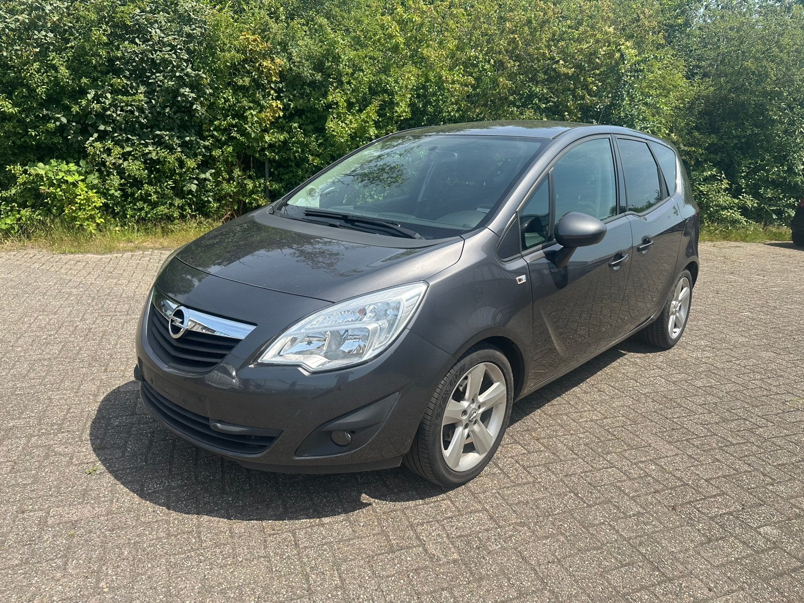 Opel meriva 1.4 turbo 2011 1e eigenaar, Autos, Argent ou Gris, Achat, 5 portes, Capteur de stationnement