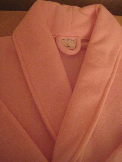 Robe de chambre pour femme - taille 44-46, Vêtements | Femmes, Homewear, Neuf, Taille 42/44 (L), Rose, Enlèvement ou Envoi