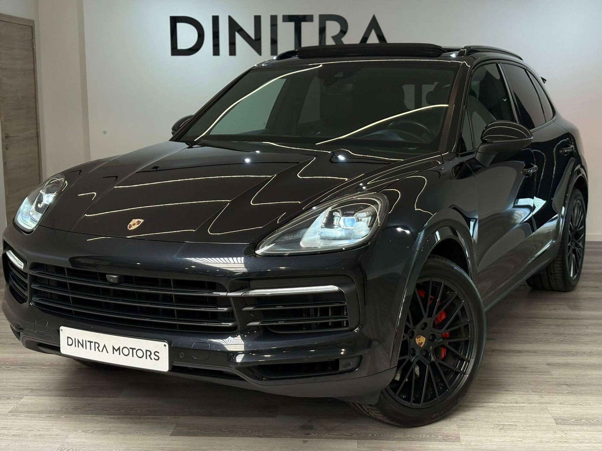 Porsche Cayenne 2.9 Bi-Turbo V6 S - Pano/LED/ACC/Memory/Ztlk, Auto's, Porsche, Automaat, Gebruikt, Zwart, Bedrijf