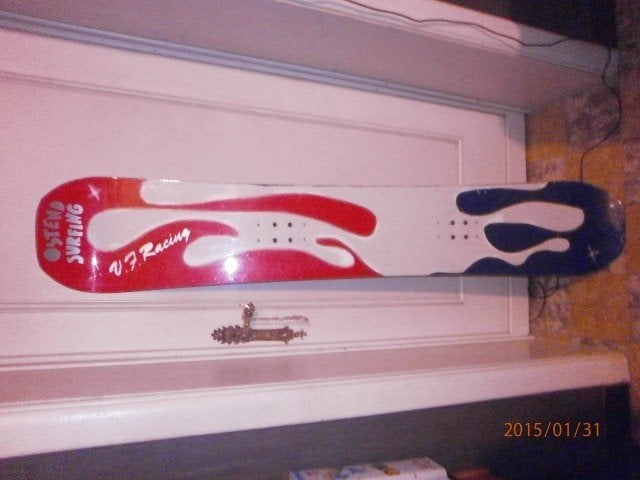 snowboard 1.60m zonder bindingen, Sport en Fitness, Ophalen, Bindingen