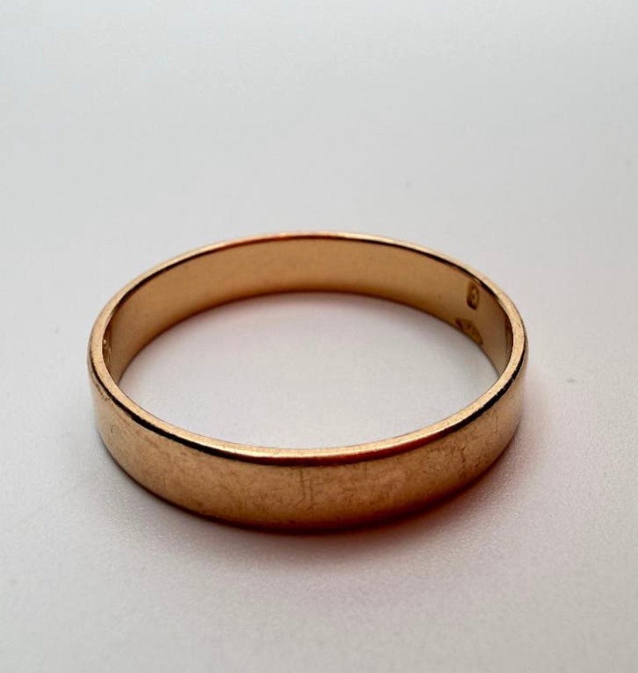 Goud ring 18 karaat met 750 gestapeld, Enlèvement, Or